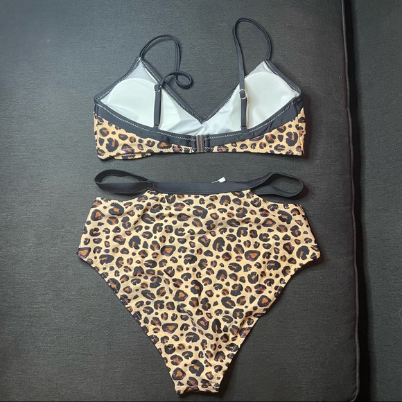 NWT - Cupshe Pinkish Brown Leopard Bikini Set - Picture 3 of 4